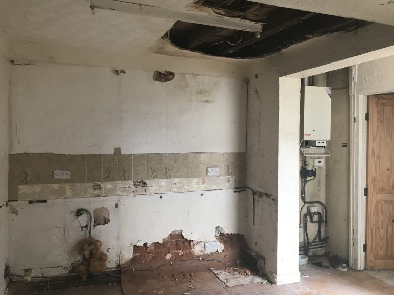 Swindon uninhabited house refurbishment, photo 12